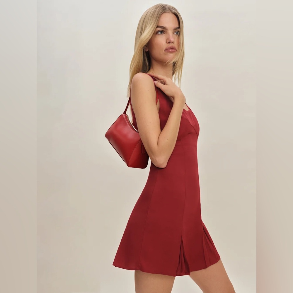 Reformation Cher Dress in Rubies. Brand new without tags,  never worn. - Picture 5 of 5